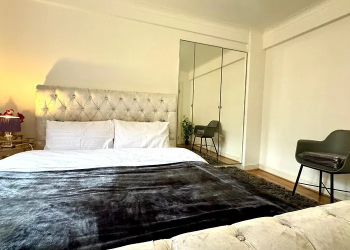 1 Bedroom Apartment Edgware Road Hosted By Ali