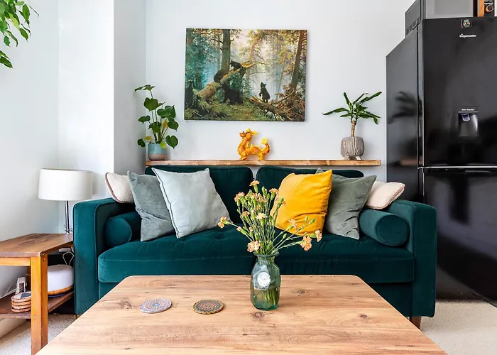 Soho Sunshine Retreat