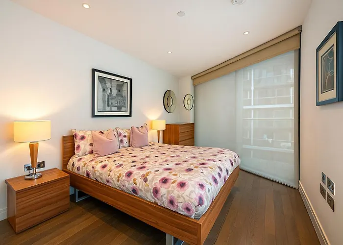 Two Bedroom Flat-Heart Of London