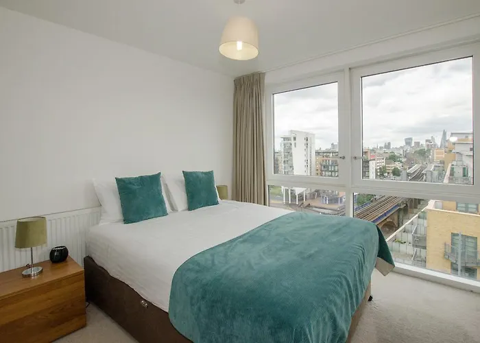 Apple Apartments Limehouse Basin