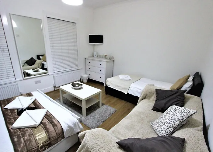 Leyton Rooms