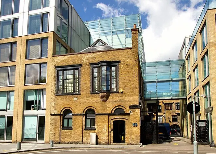 Gate House Apartments, Towerbridge
