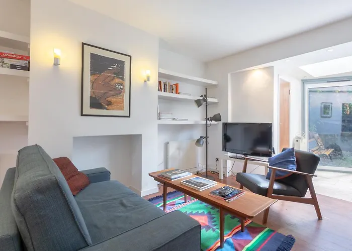 1 Bedroom Flat in Zone 2 of London