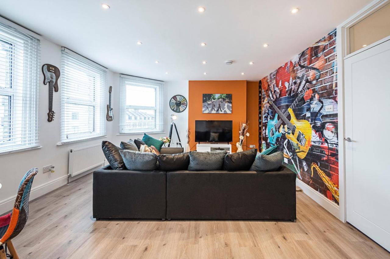 Cozy And Serene Brand-new Flat In Kilburn, Leilighet
