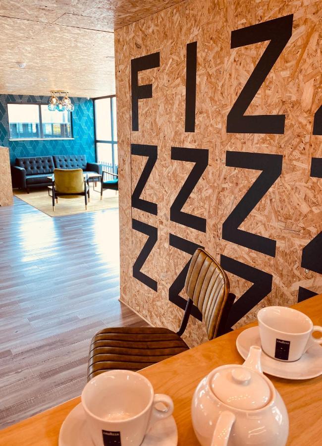Snoozebox Stratford