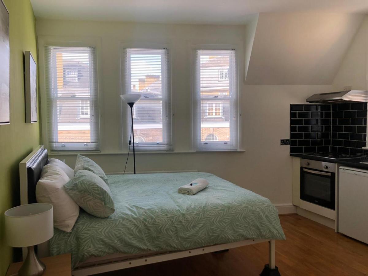 Capital Host- Apartments Euston * London