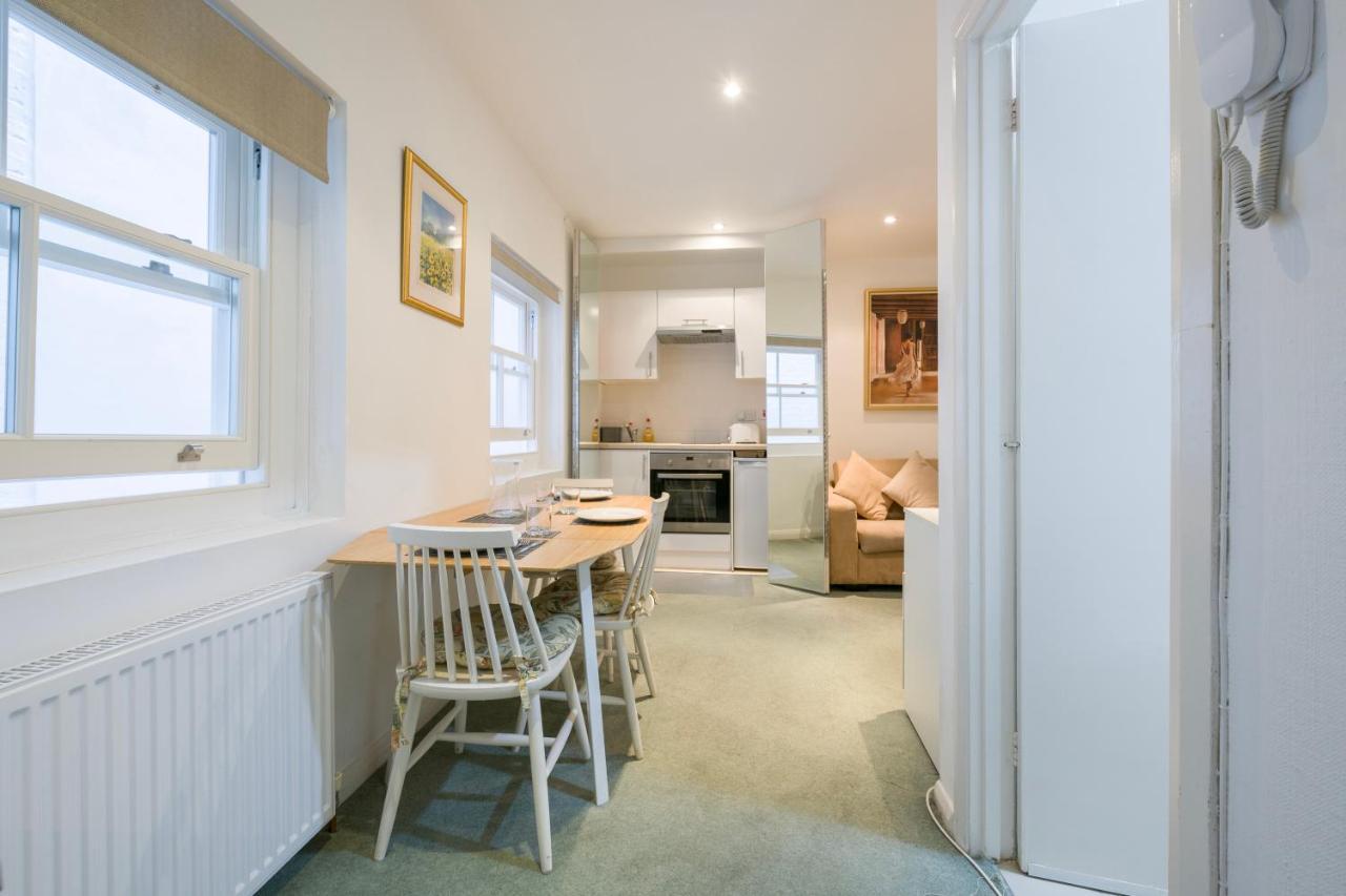 Leilighet Hyde Park Serviced London