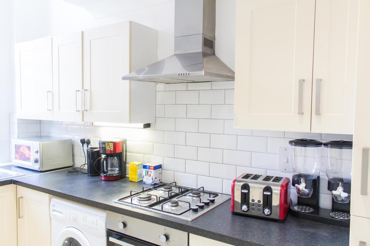 Aparthotel Mansion House With Spacious Close To Excel And Canarywharf Londra