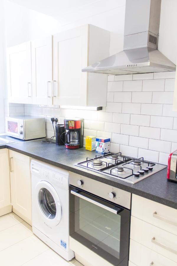 Mansion House With Spacious Close To Excel And Canarywharf * Londra
