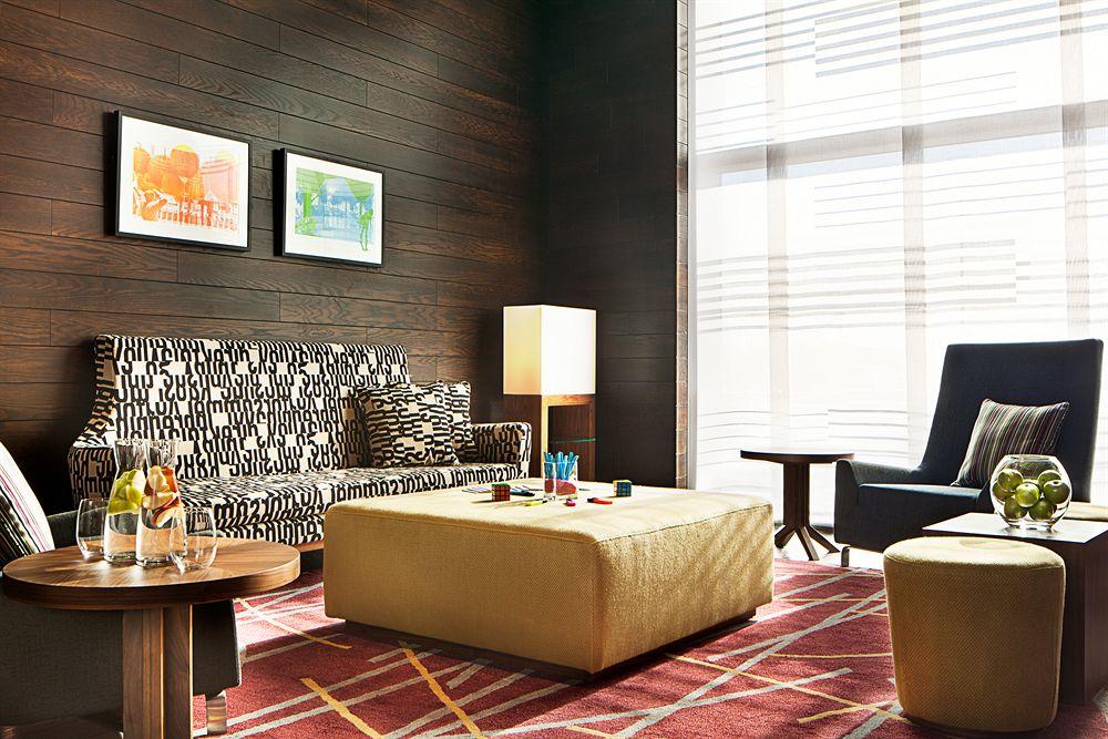 Hotel Aloft Excel