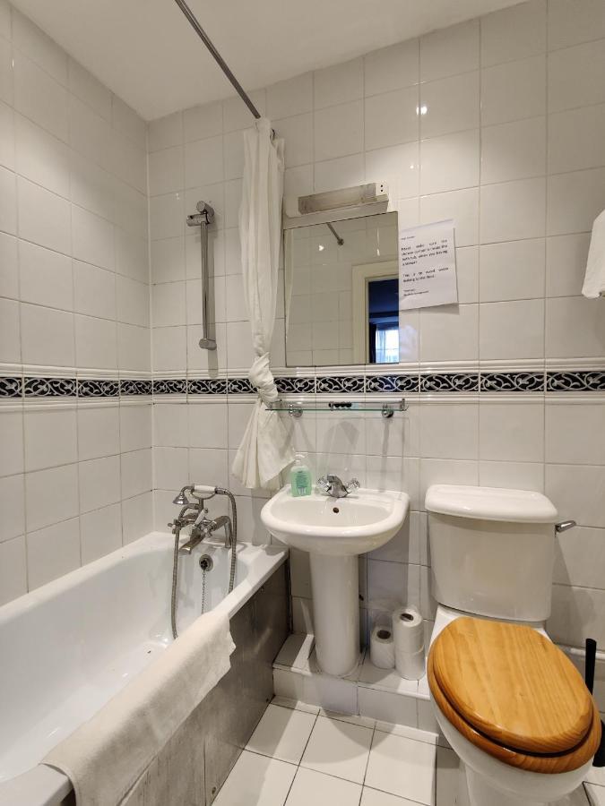 Blue Bells Hotell 3*