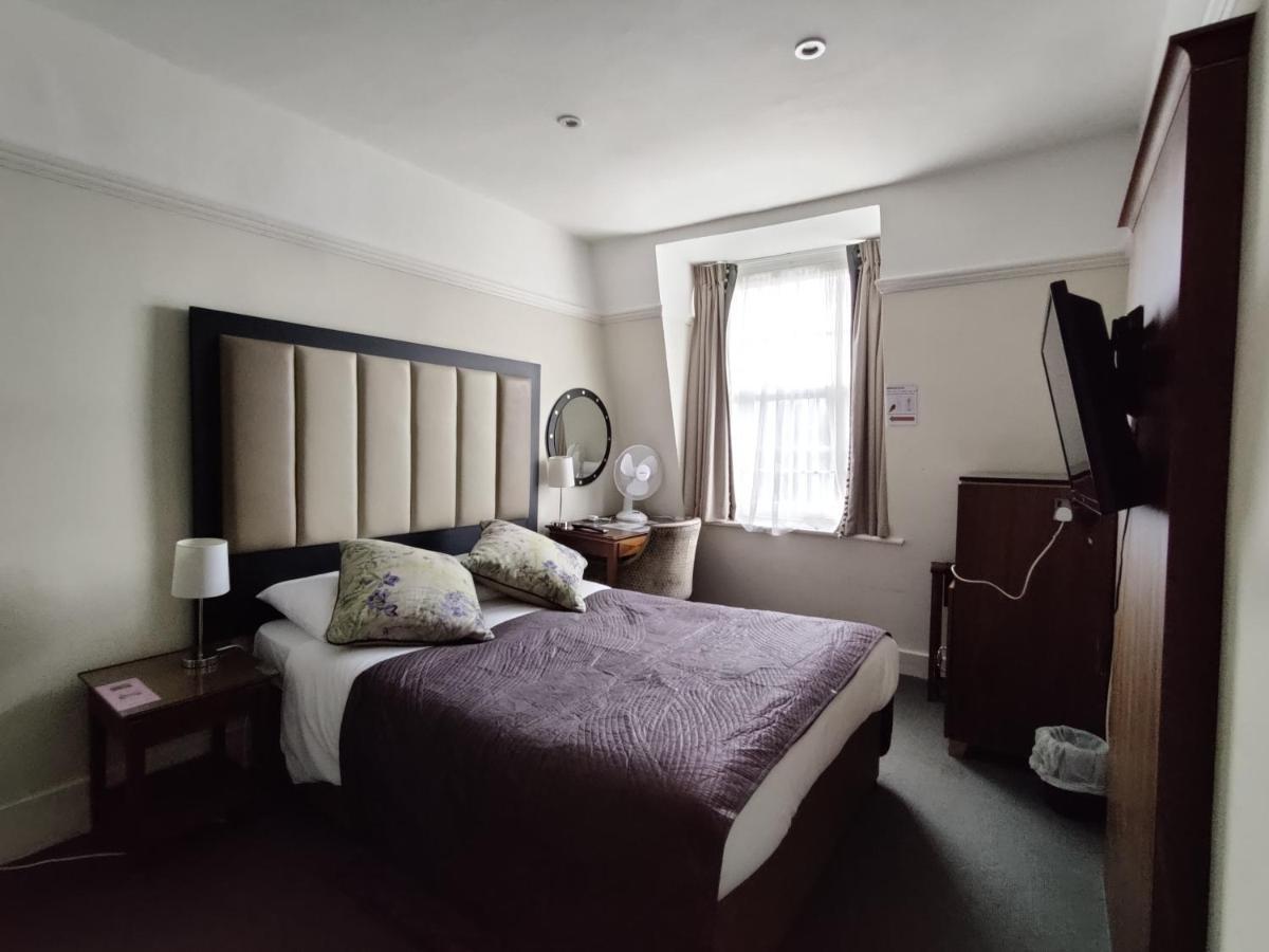 Hotell Blue Bells 3*
