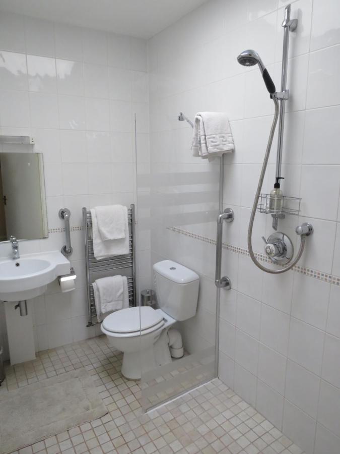 Guest house Marple London