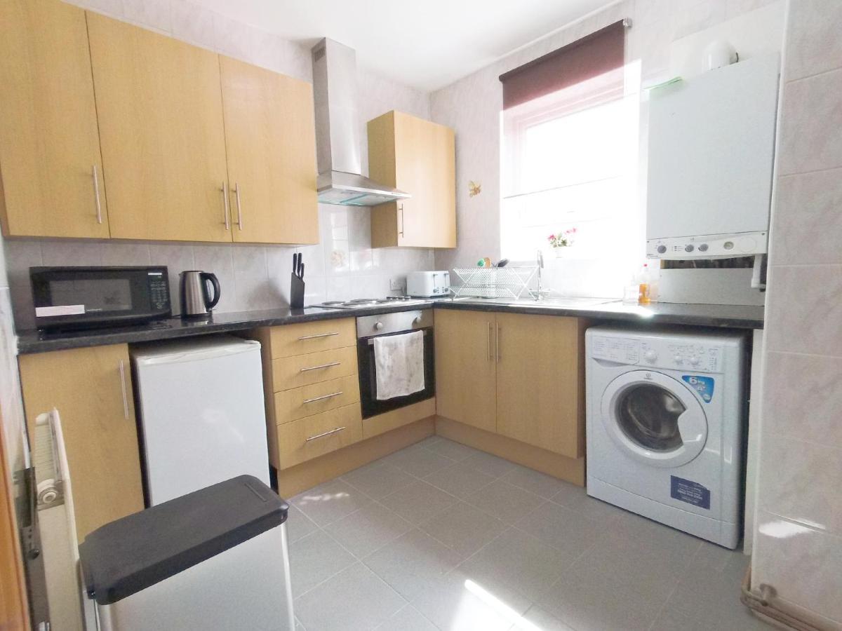 Carnation Flat A In Wembley *
