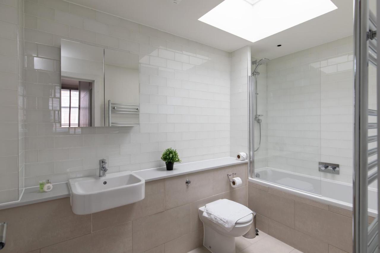 Appartamento Homely - West End Londra