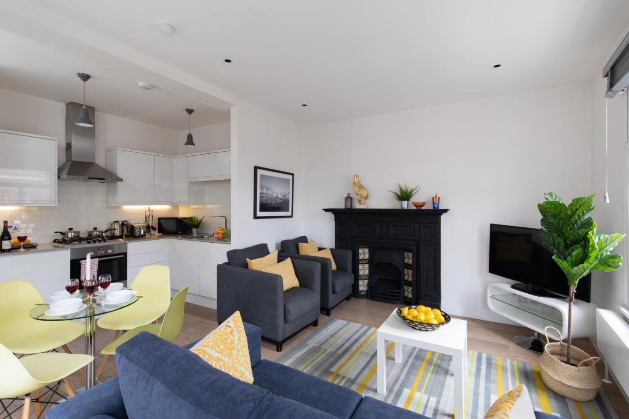 Homely - West End * Londra