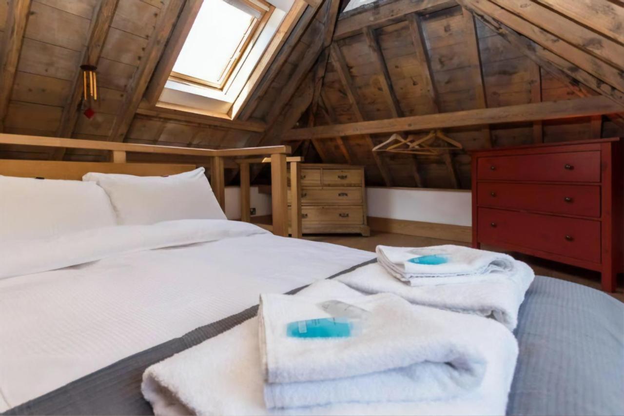 Vakantiehuis Wash House Historic Film Location House, East London Londen