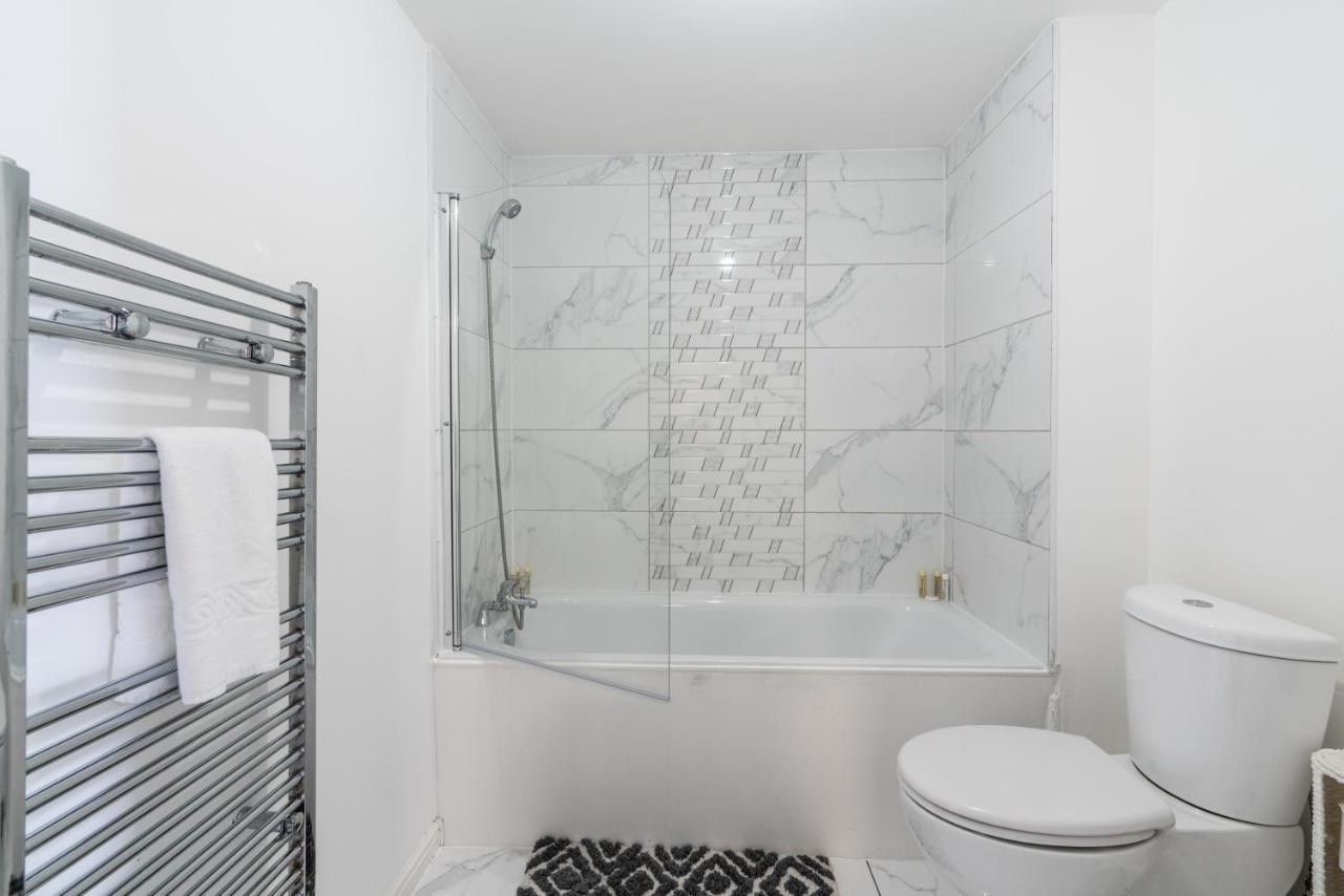 Lejlighed By Rehoboth - Abbey Wood Station - Zone 4 *