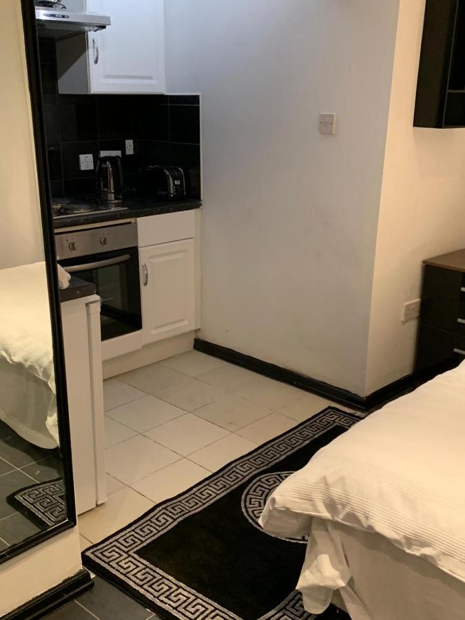 Comfort Studio Apartment *