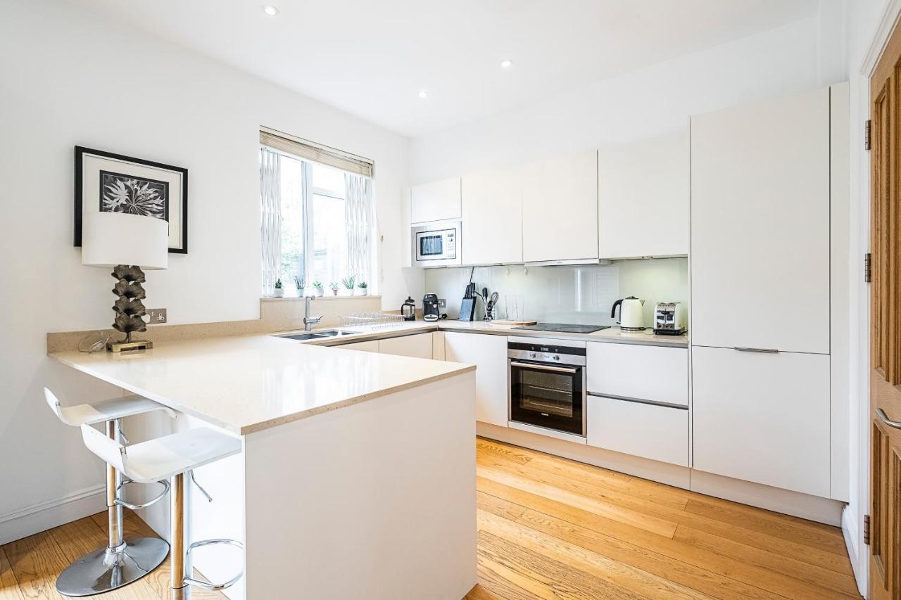 The Porchester Gardens - Modern & Bright 4bdr With Garden And Parking Lägenhet
