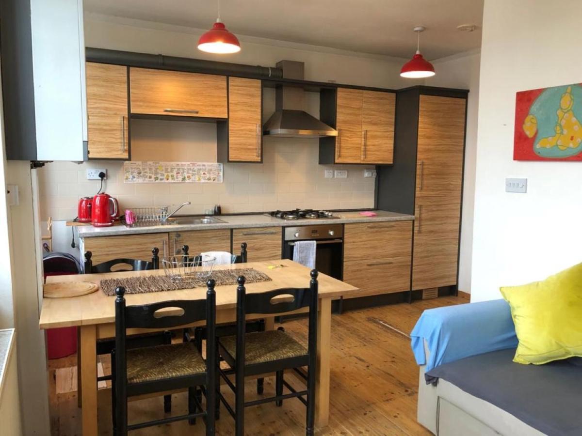 Splendid 1 Bedroom Flat + Terrace Leilighet