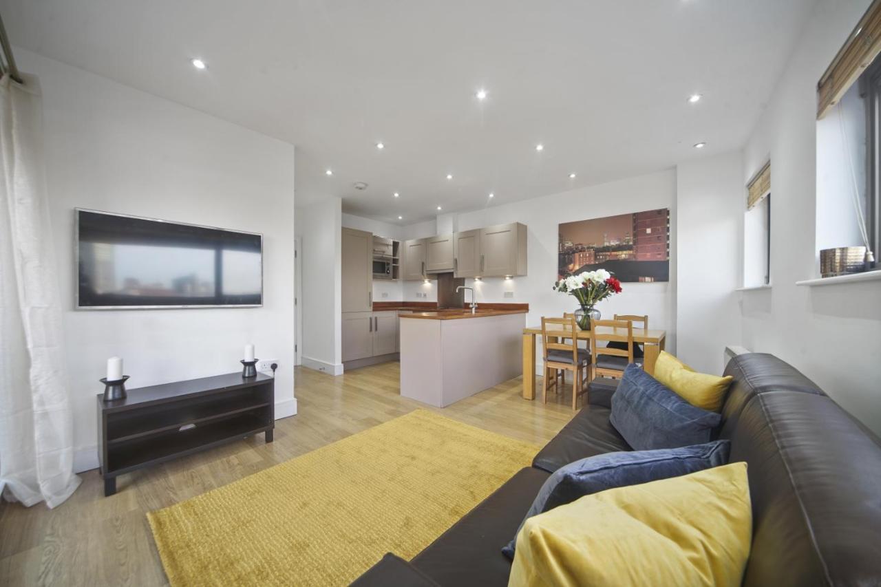 Modern 2 Bed By Tower Bridge Bridge Apartment