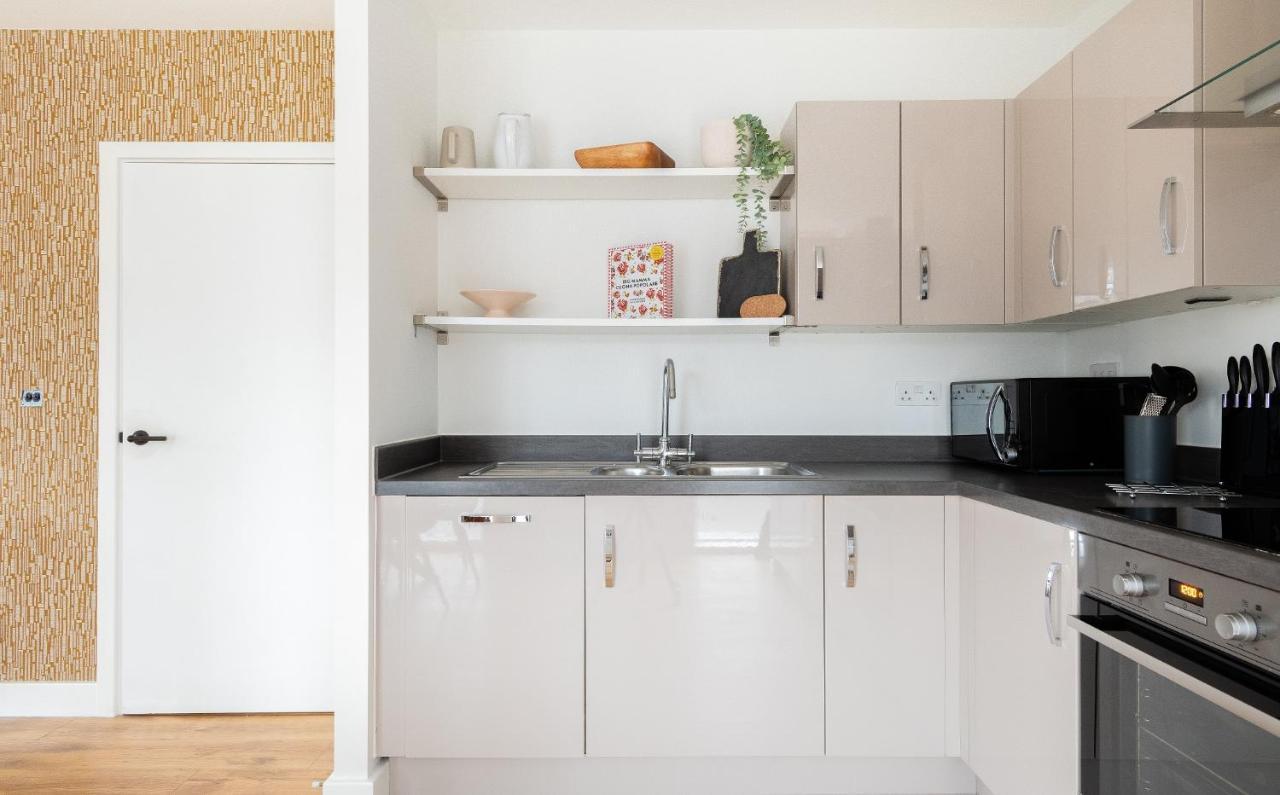 Apartment The Hoxton Docks - Modern & Bright 1bdr Flat With Study & Balcony