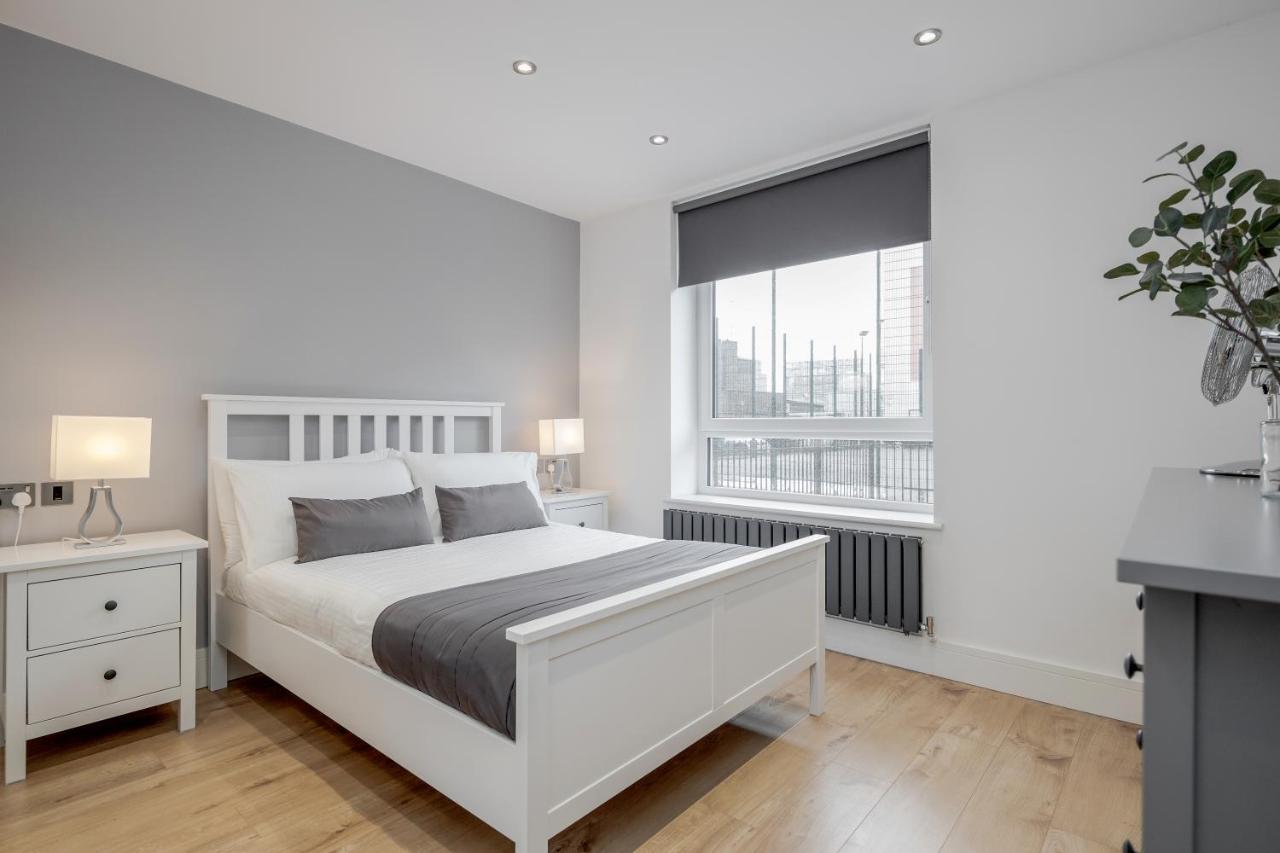 Luxury Chic Near Canary Wharf, Excel, O2 & Stratford Londra
