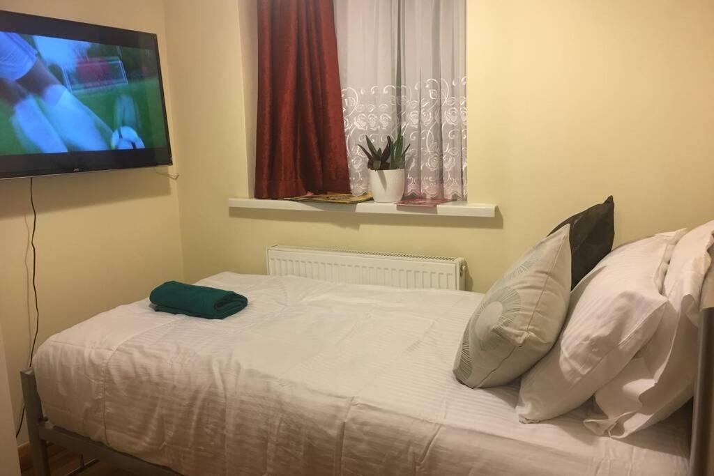 F3 Cosy Single