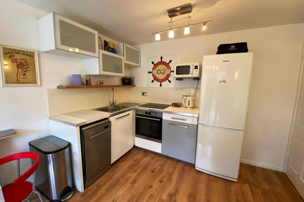 Appartamento Two Bedroom Garden Flat In Zone 2