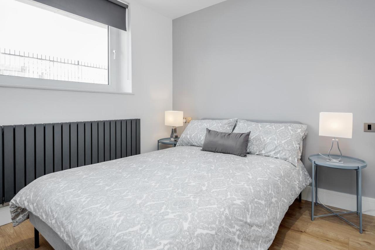 Luxury Chic Near Canary Wharf, Excel, O2 & Stratford * Londra
