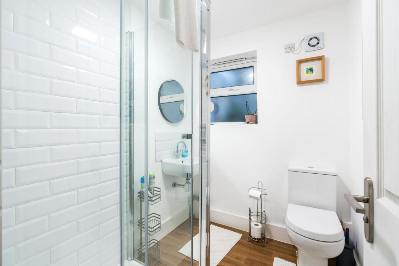 Appartement New Stylish 1 Bedroom Flat With Garden *