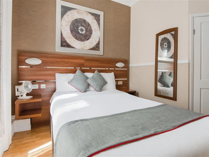 Huttons Hotel, Victoria Londra
