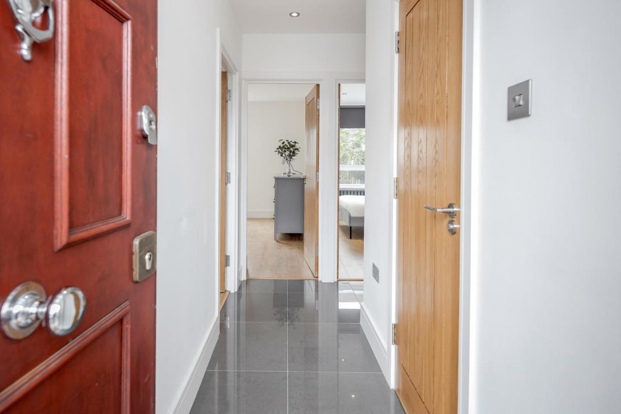 Luxury Chic Near Canary Wharf, Excel, O2 & Stratford * Londra