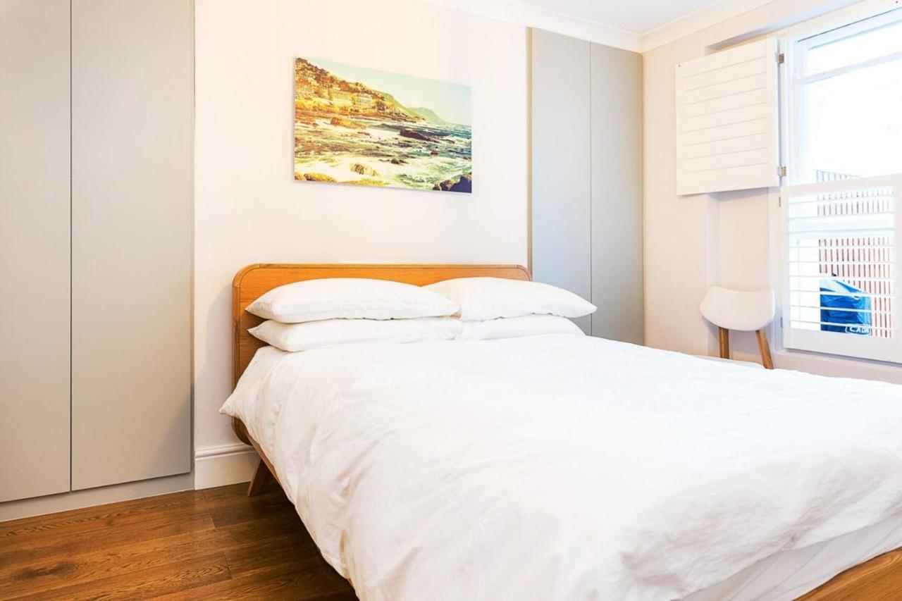 Appartamento Beautifully Styled Modern With Garden Londra