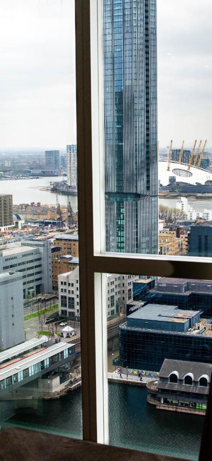 Charles Hope Canary Wharf South Quay