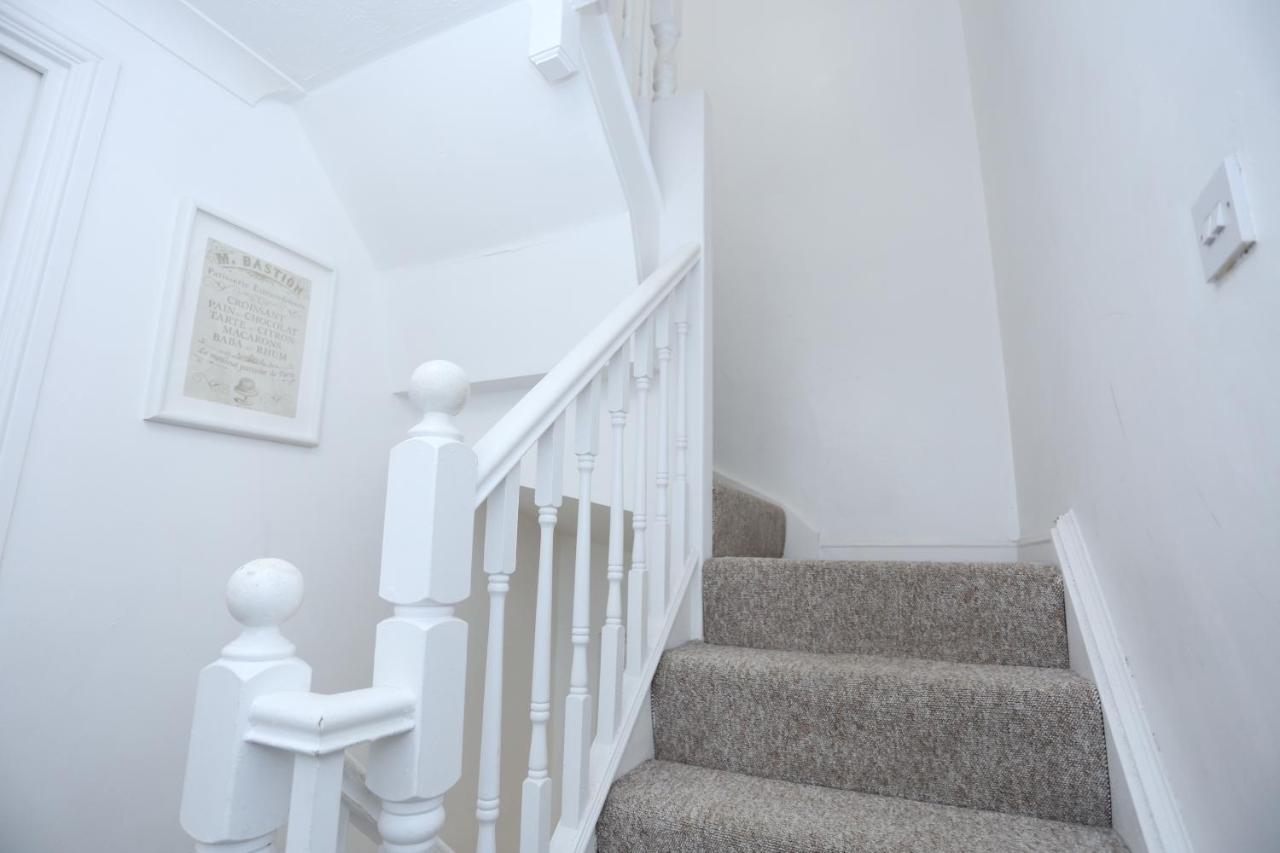 Classic Studio Lytham Up London