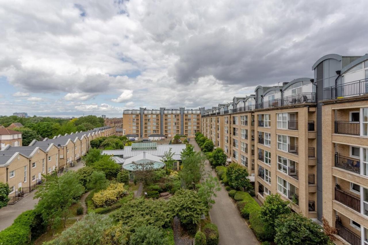 Bright Modern One-bed With Stunning View Of Thames Appartement Londen