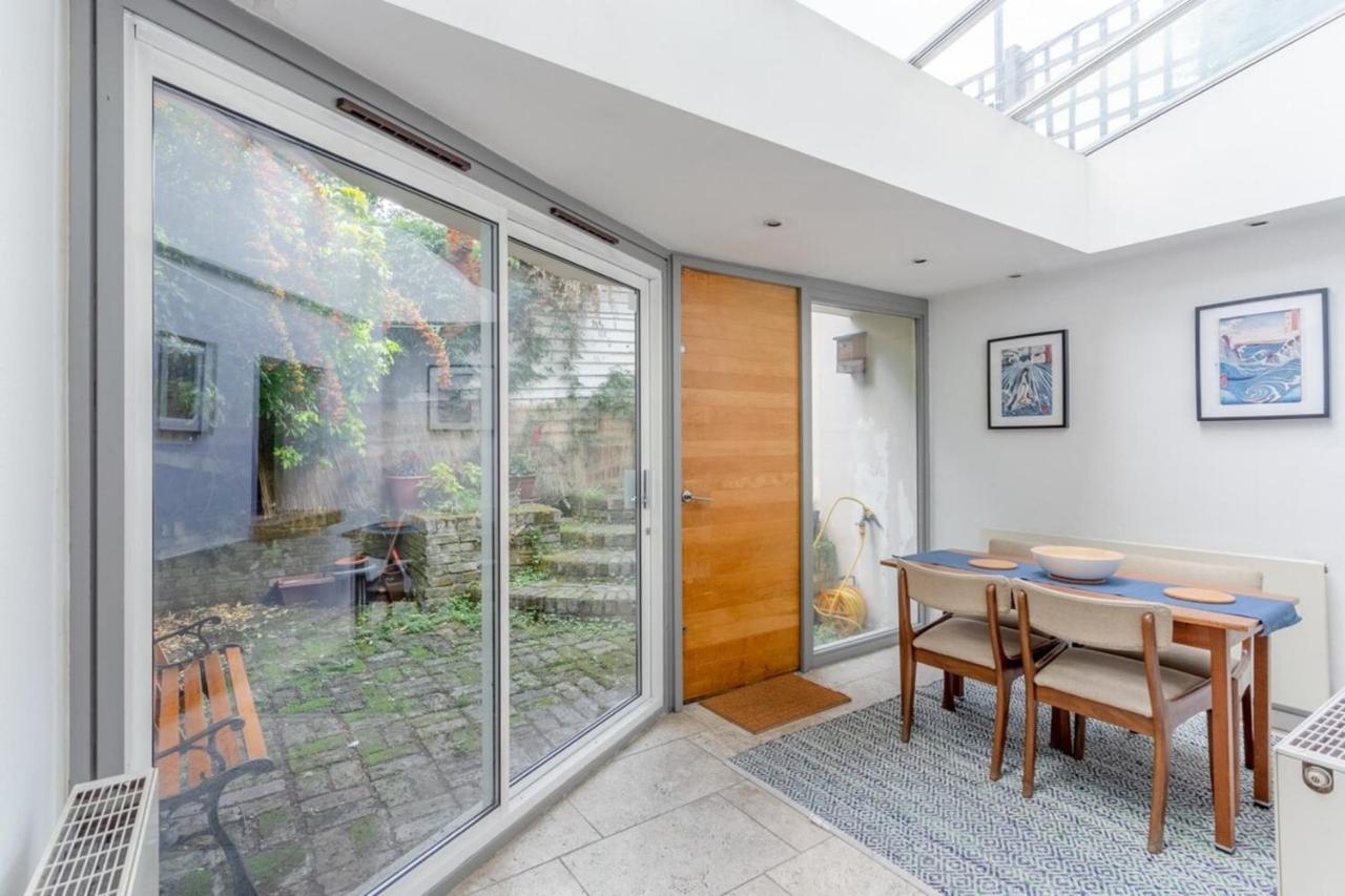 Fantastic And Bright 1 Bedroom Garden Flat * Londen