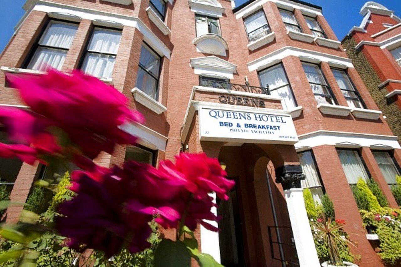Queens Bed & Breakfast 2*