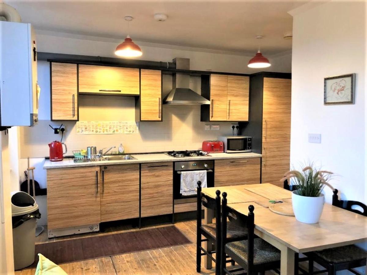 Splendid 1 Bedroom Flat + Terrace Leilighet