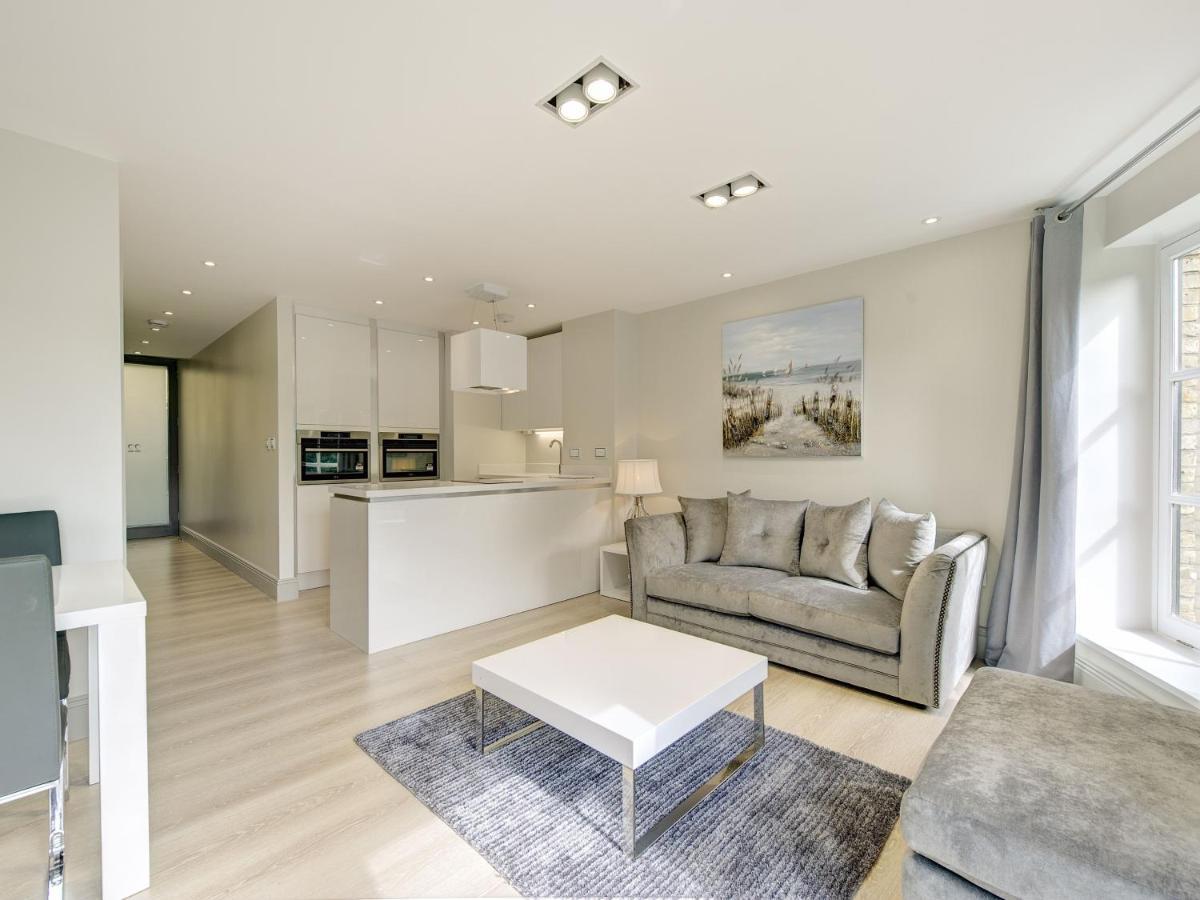 Apartment Protem Maltings Place London