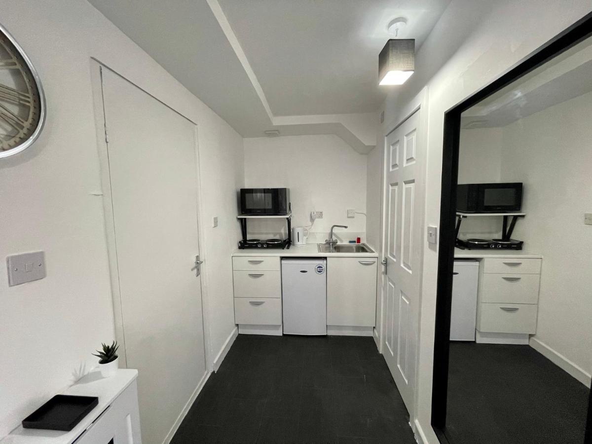 Wisteria Apartment