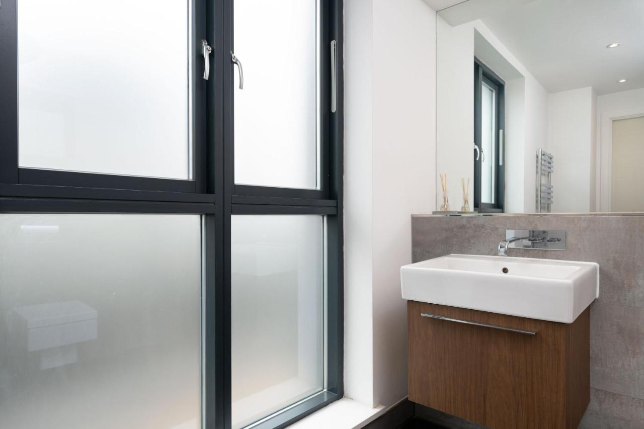 New Luxury 2bedr 3 Beds 2,5 Bath Covent Garden * London
