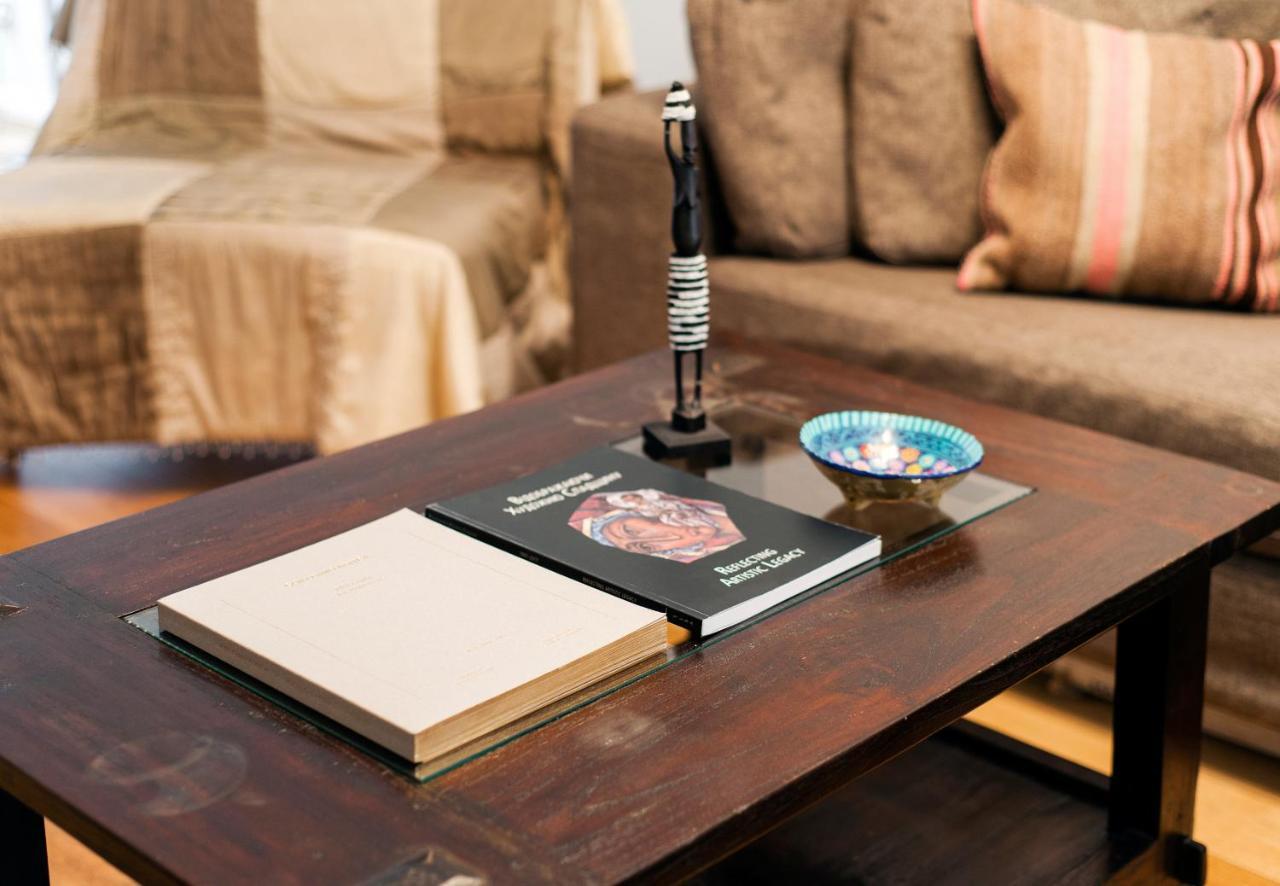 Lovely Flat In Literary By Underthedoormat Apartment *