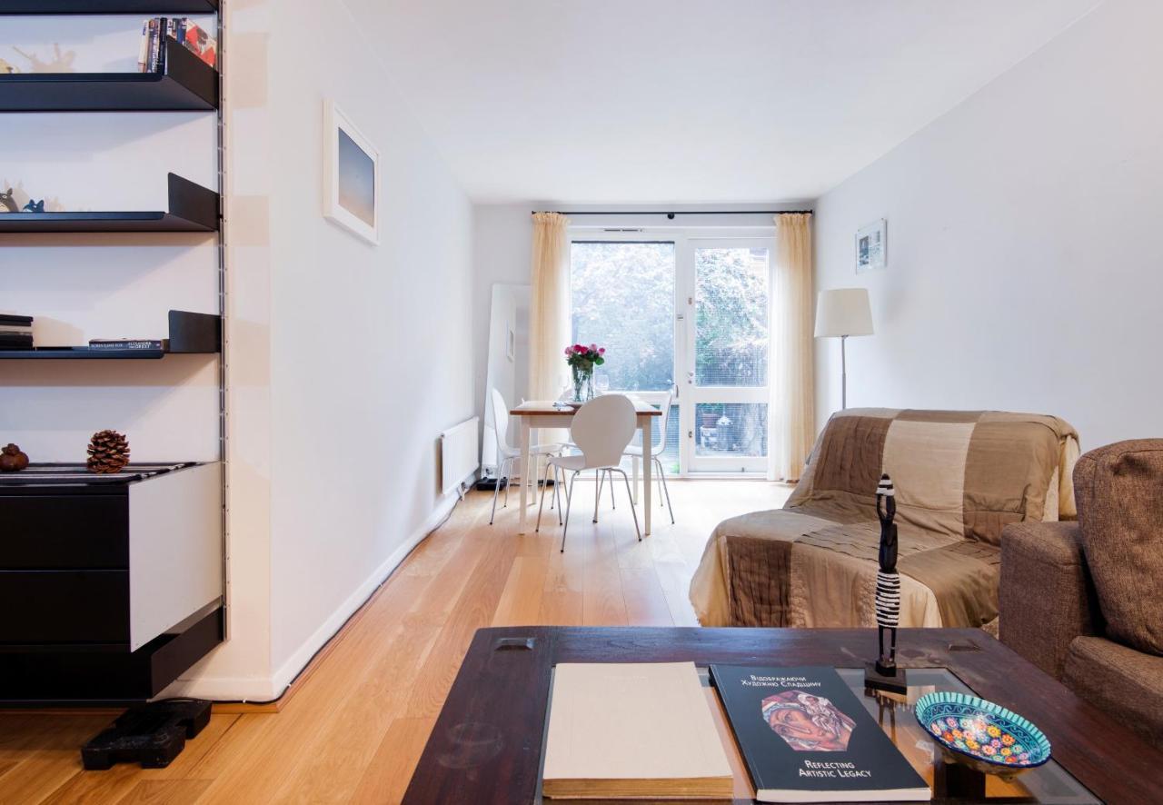 Lovely Flat In Literary By Underthedoormat * London