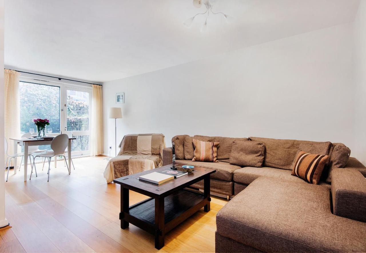 Lovely Flat In Literary By Underthedoormat * London