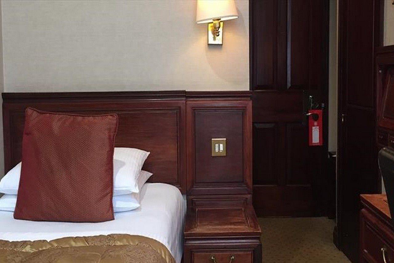 Hotel Rochester By Blue Orchid 4*