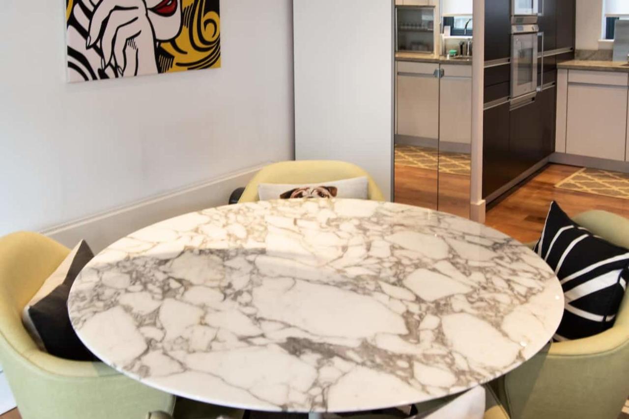 Apartment Modern 2 Bedroom With Balcony Near Oxford Street *