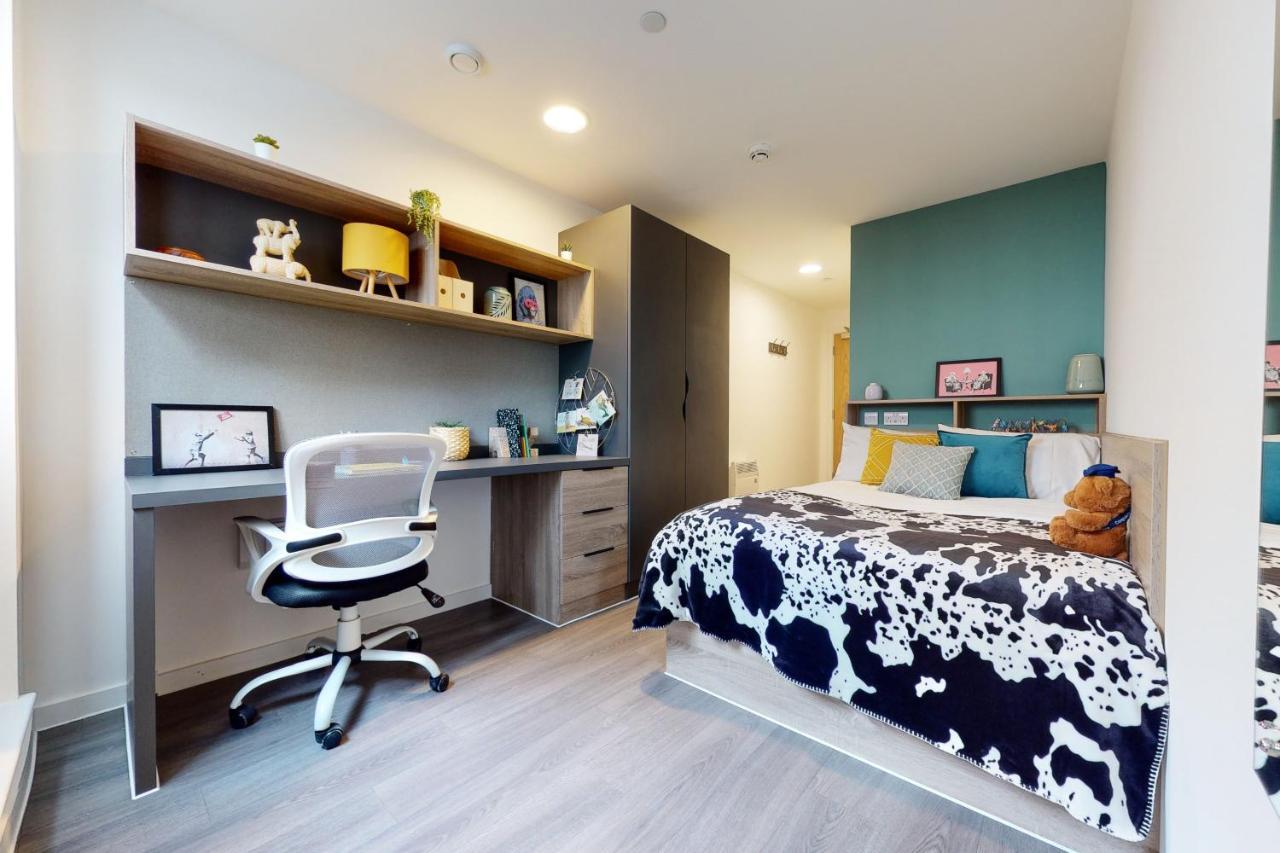 For Students Only Private Bedrooms With Shared Kitchen, And At Canvas Walthamstow In